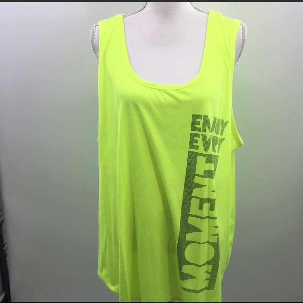 Danskin now muscle tank